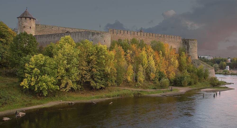 Ивангородская крепость на священной Девичьей горе