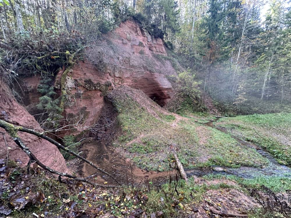 Loodi Põrguorg vasakult künkalt
