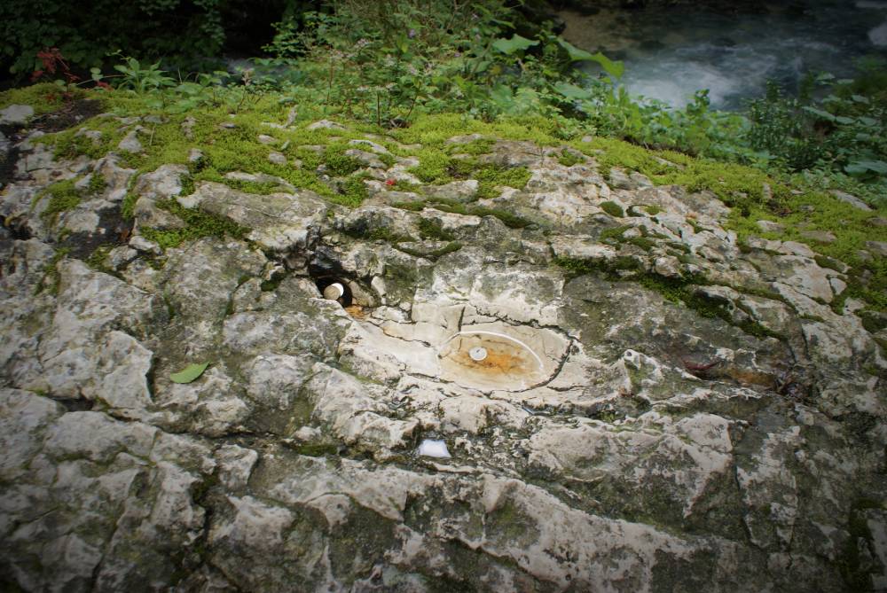 Отпечаток святой ноги Апостола 