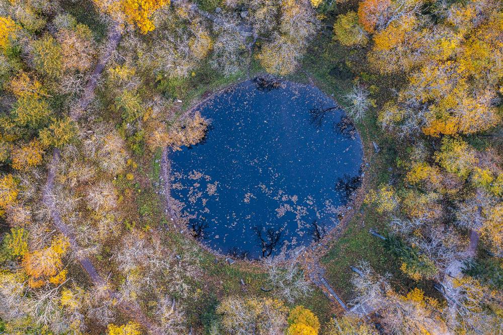 Taevast langenud järv
